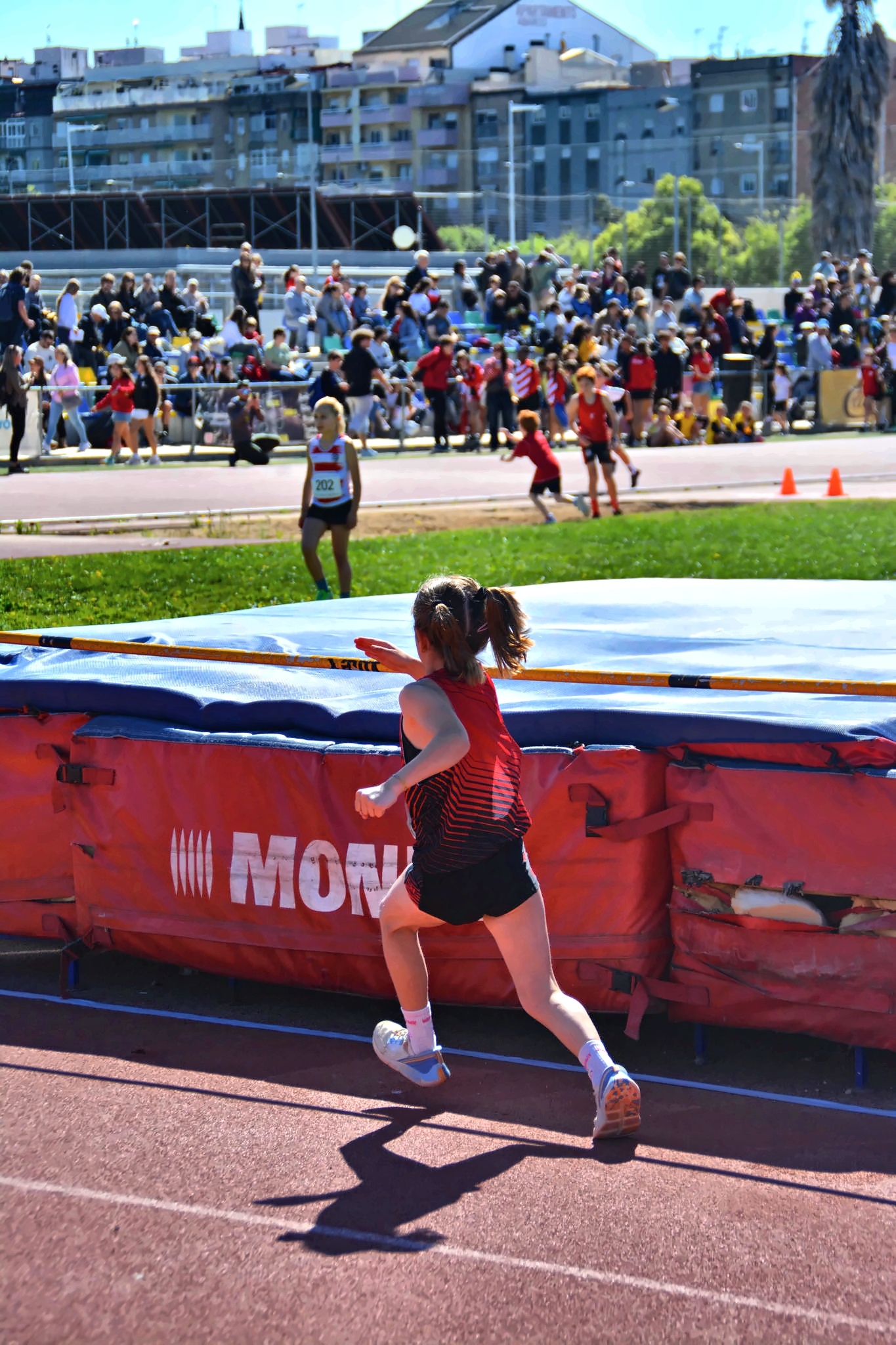 Club Atletisme Badalona - Escola